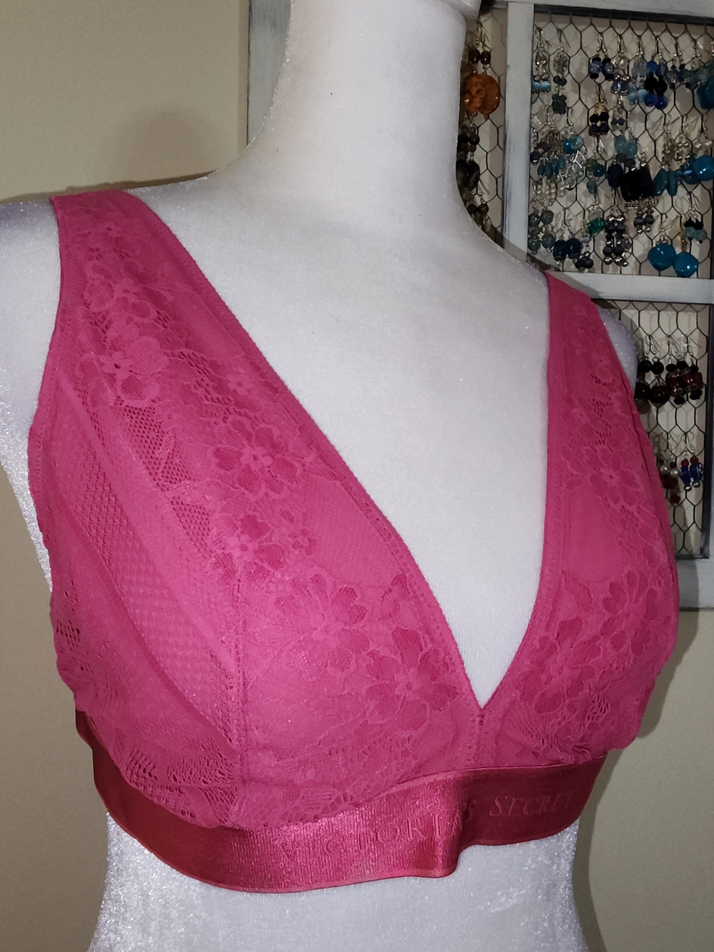 Victoria's Secret Pink Lace Bralette Size Large